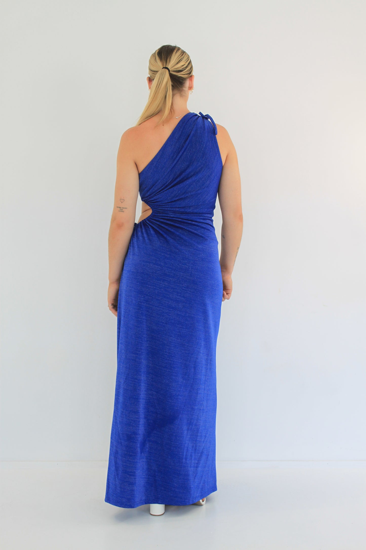 Dress Hire Australia [brand_name] Nour Blue Shimmer Dress - Momentary Wardrobe 