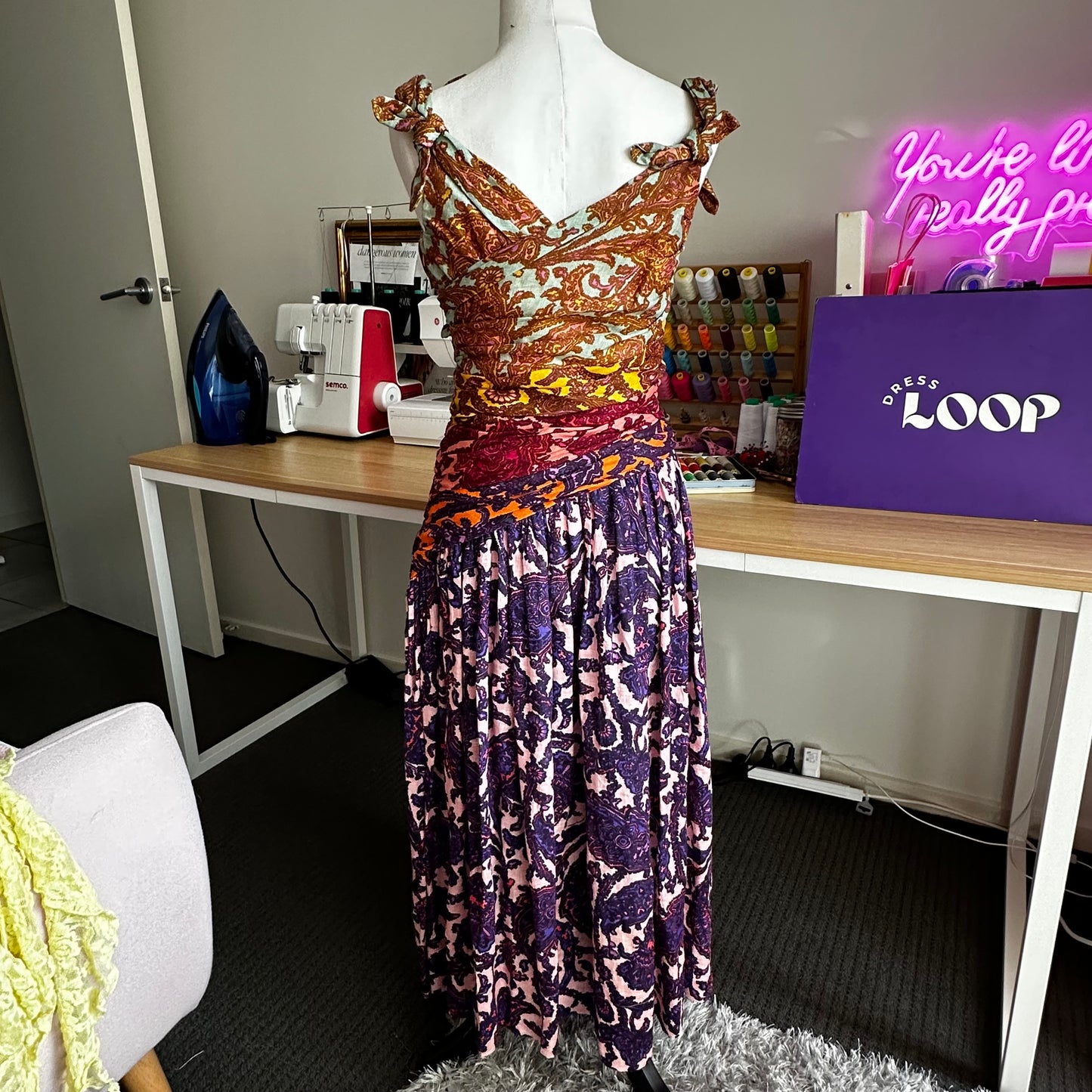 Tiggy Bow Midi Dress in Spliced Paisley