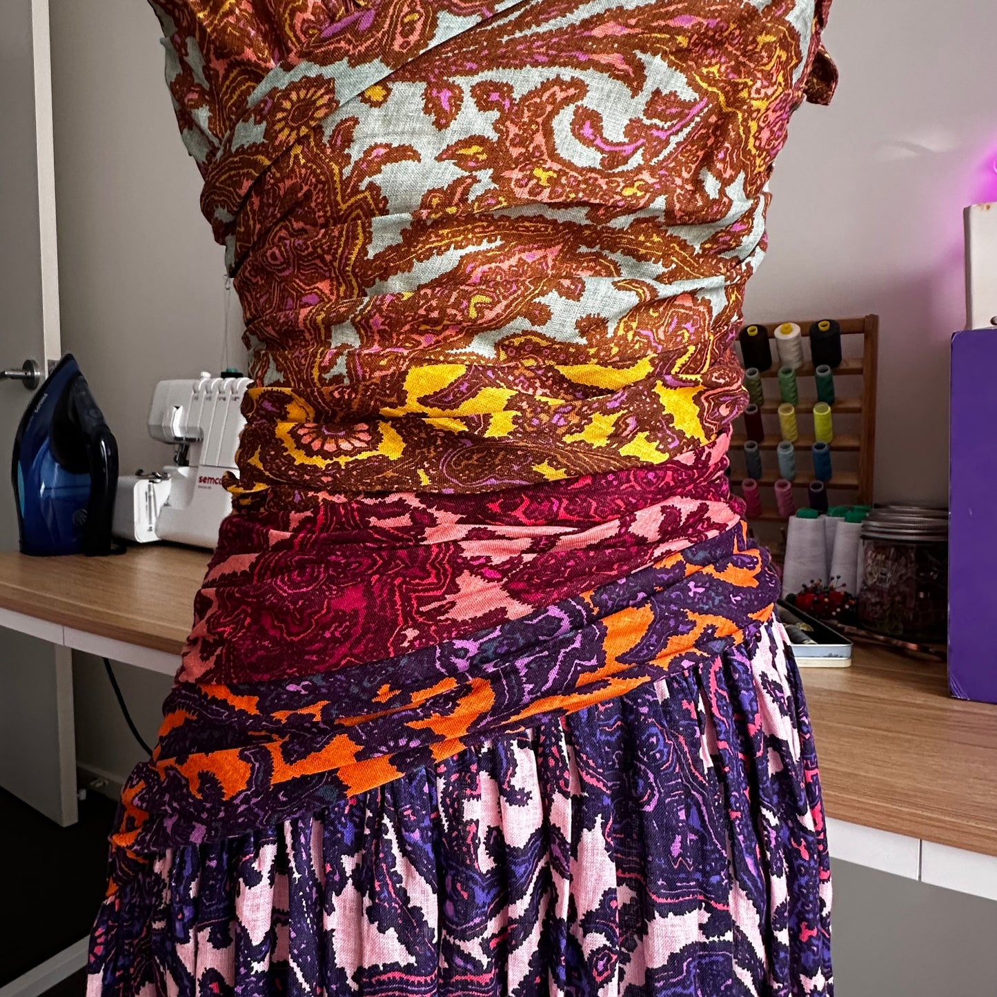 Tiggy Bow Midi Dress in Spliced Paisley